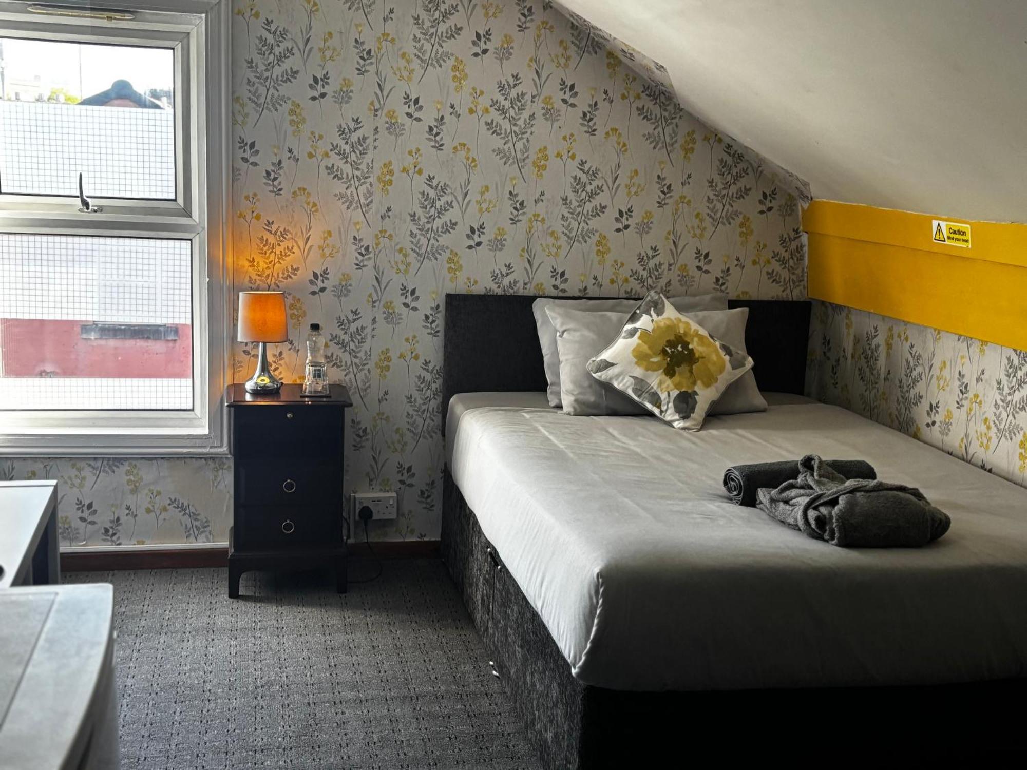 Kayumba Properties Ltd Leeds  Esterno foto
